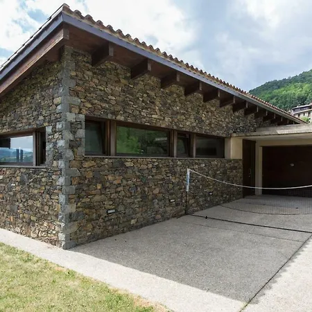 Cal Sadurni Holiday home